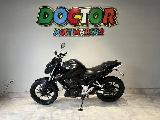 HONDA CB 300F TWISTER CBS HONDA CB 300F TWISTER CBS